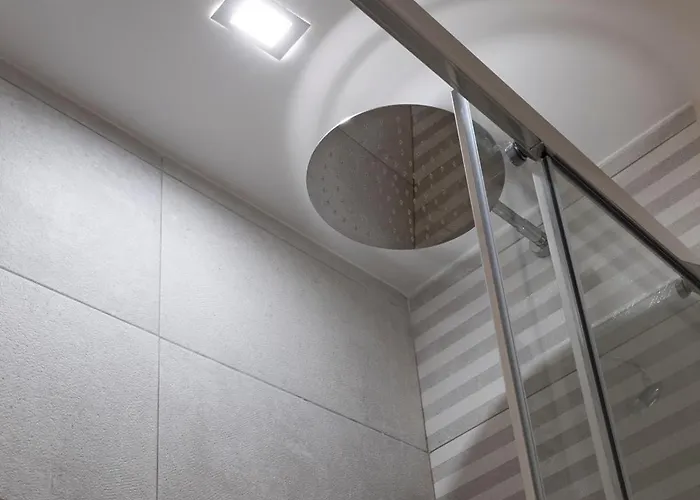 A Due Passi Dal Colosseo Apartmán *
